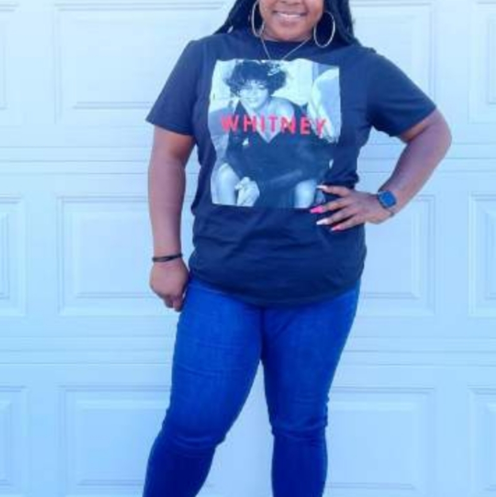 NWOT Men's Whitney Houston T-shirt - Picture 7 of 9